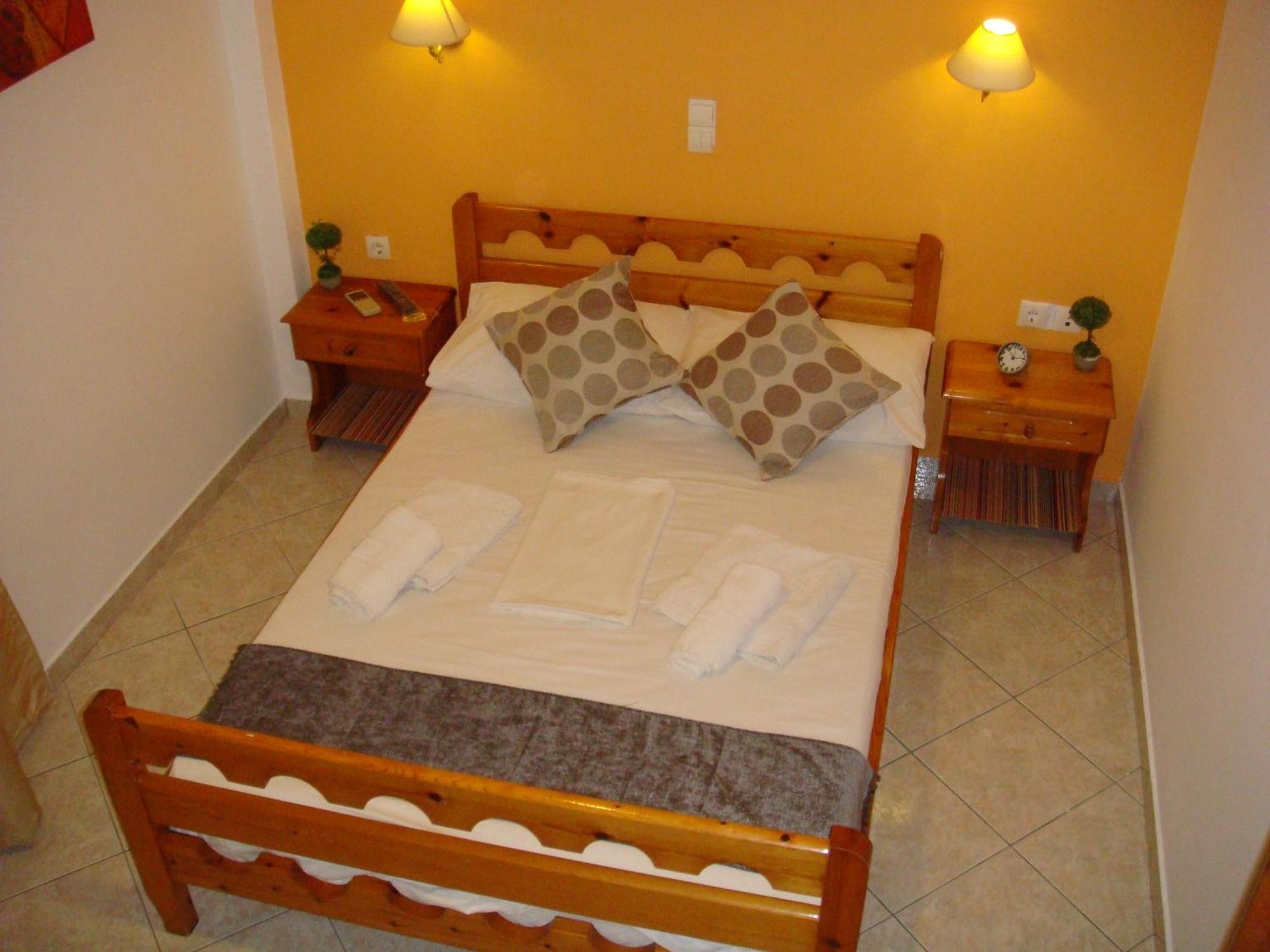 Boussetil Rooms Capanmat Τήνος Εξωτερικό φωτογραφία