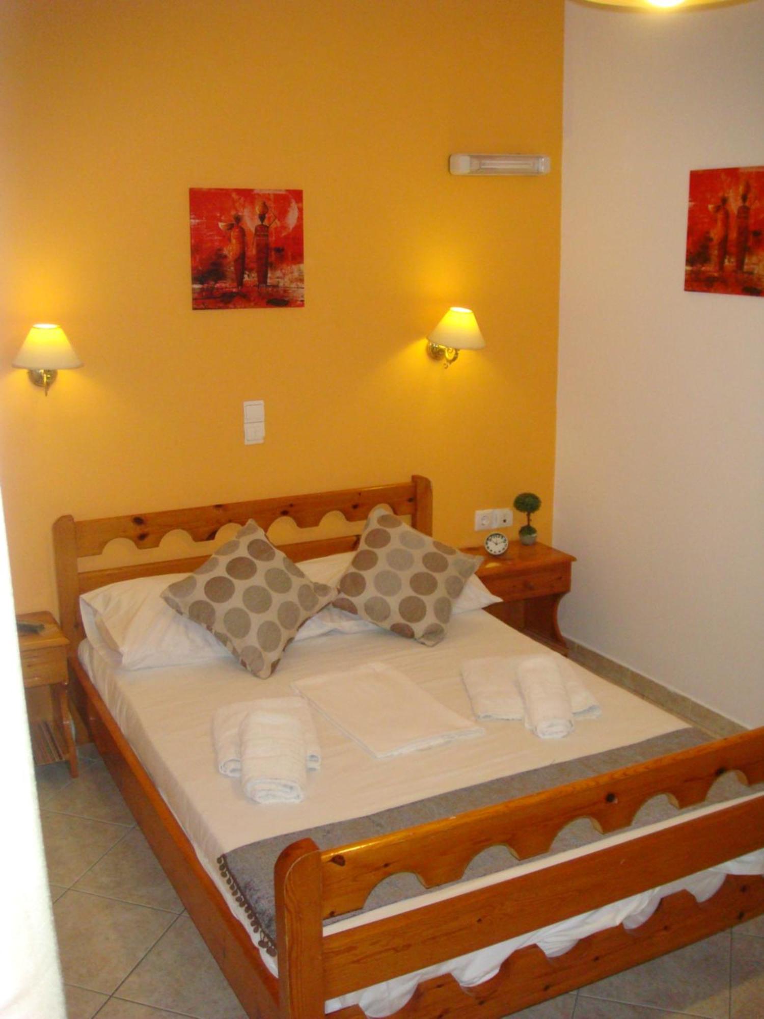 Boussetil Rooms Capanmat Τήνος Εξωτερικό φωτογραφία