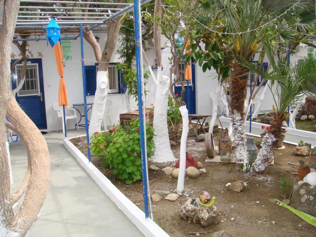 Boussetil Rooms Capanmat Τήνος Εξωτερικό φωτογραφία