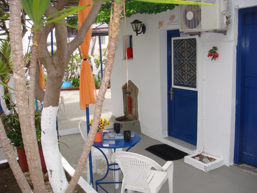 Boussetil Rooms Capanmat Τήνος Εξωτερικό φωτογραφία