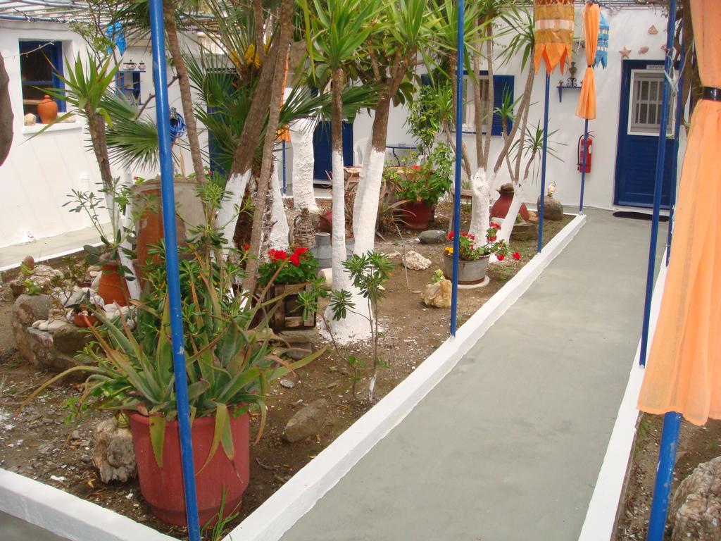 Boussetil Rooms Capanmat Τήνος Εξωτερικό φωτογραφία